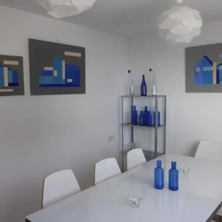 Apartmán 3bed Penthouse With Private Terrace & Balcony *